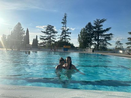 gallery-image-phone/Piscina Publică - Liberti/1