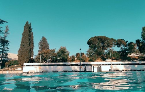 gallery-image-phone/Piscina Publică - Liberti/5
