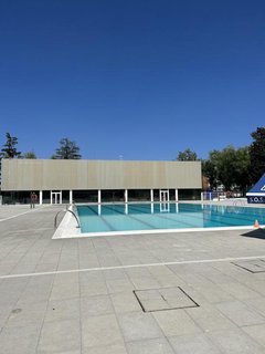 gallery-image-phone/Piscina Publică - Liberti/6