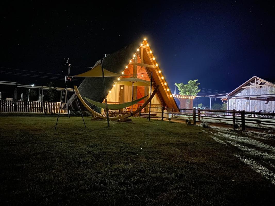 gallery-image-desktop/Zăvoiul Nistrului Eco Village/0