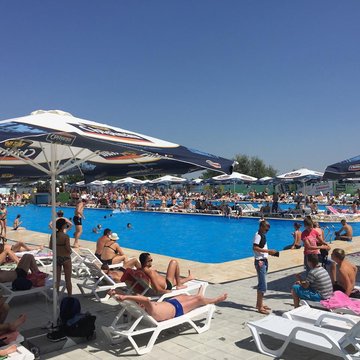 gallery-image-desktop/Piscină - MEGAPOLIS MALL/2