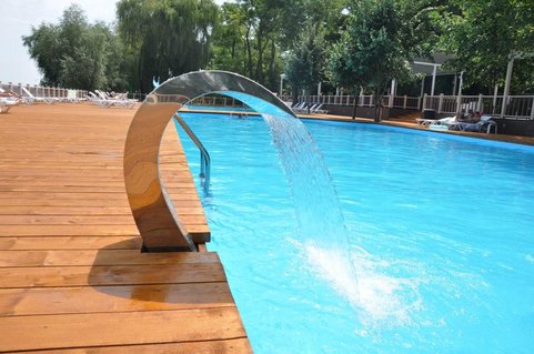 gallery-image-phone/Piscină - CV Pânzele Albe/5