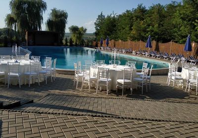 gallery-image-desktop/Piscină - International Park/0