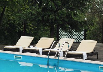 gallery-image-desktop/Piscină - TreeHouse/2