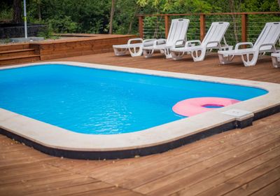 gallery-image-desktop/Piscină - TreeHouse/0