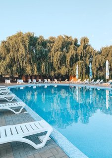 gallery-image-phone/Piscină - Turnul Alb/0