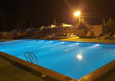gallery-image-desktop/Piscină - Pensiunea ''La Horești''/2