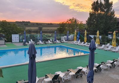 gallery-image-desktop/Piscină - Pensiunea ''La Horești''/1