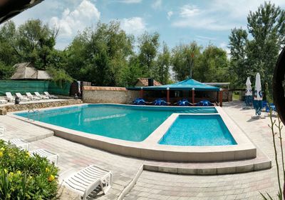 gallery-image-desktop/Piscină - Hanul Haiducilor/1
