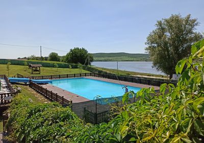 gallery-image-phone/Piscină - Cetatea Albă/7