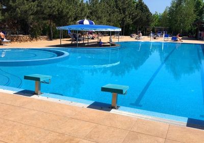 gallery-image-desktop/Piscină - Hotel President/2