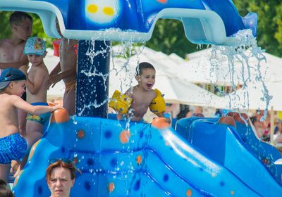 gallery-image-phone/Aqua Magic - Aquacity/6