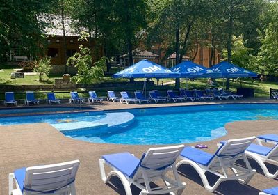 gallery-image-desktop/Piscină - Sky Land Camping&Resort/1