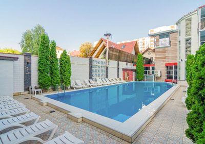gallery-image-desktop/Piscină - Villa Kalyan Hotel/1