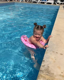 gallery-image-phone/Piscină - Colina Mărului/3