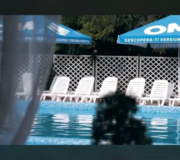 gallery-image-phone/Piscină - Colina Mărului/5