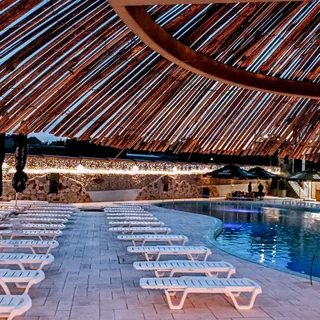 gallery-image-phone/Piscină - BRUCE HOME/7