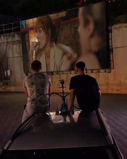 gallery-image-phone/Autocinema/3