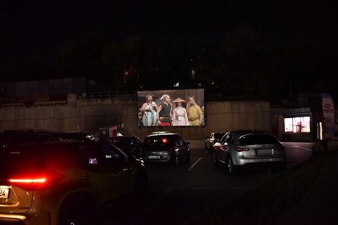 gallery-image-phone/Autocinema/0