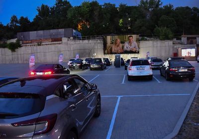 gallery-image-phone/Autocinema/8