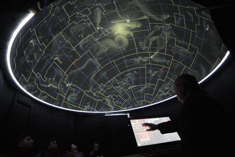 gallery-image-phone/Observator Astronomic şi Planetariu/3