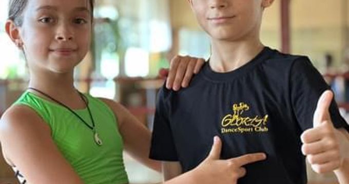 gallery-image-desktop/Dancesport Gloria Team/2
