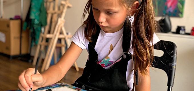 gallery-image-phone/Pictoria Art Studio/2