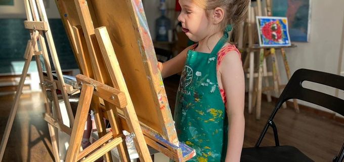 gallery-image-phone/Pictoria Art Studio/7