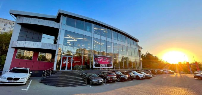 gallery-image-phone/ZSport Fitness Club/1
