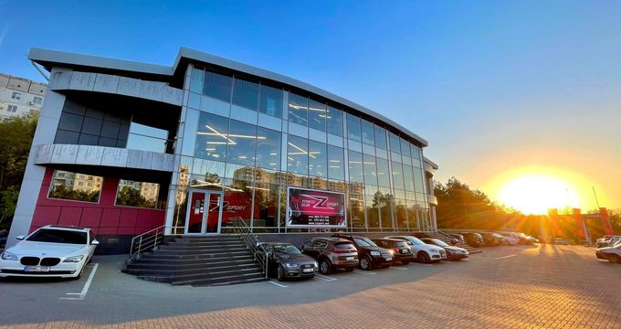 gallery-image-desktop/ZSport Fitness Club/1