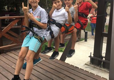 gallery-image-phone/Tiroliana - Rope Slide Hîncești/6