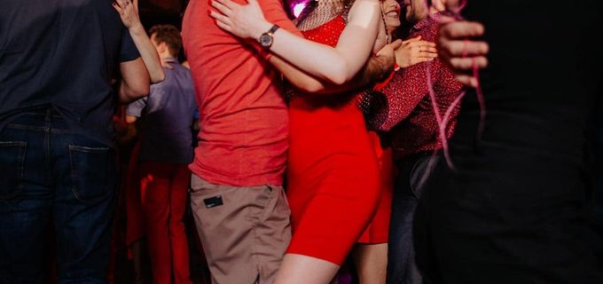 gallery-image-phone/DepenDance Studio - Kizomba/0