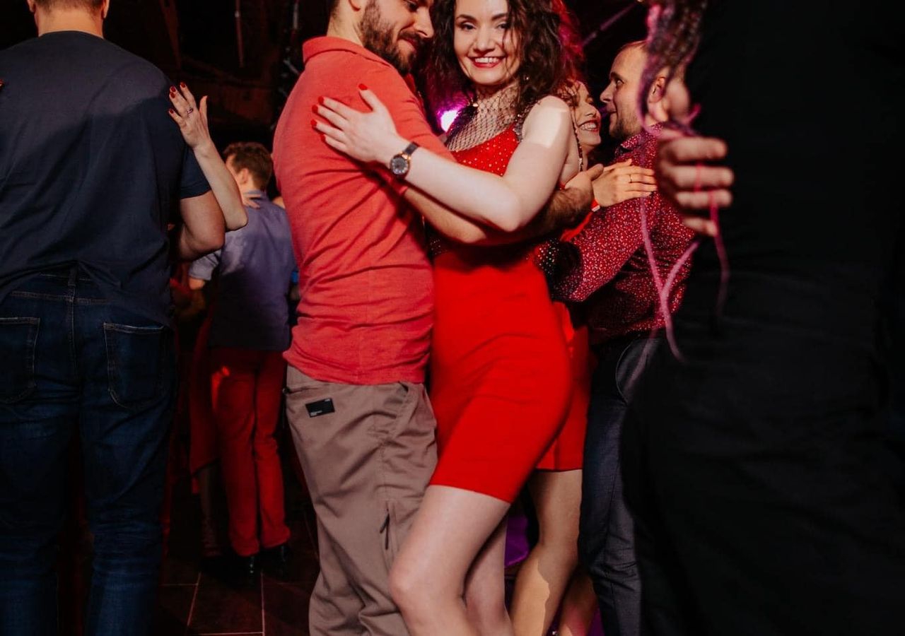 gallery-image-desktop/DepenDance Studio - Kizomba/0