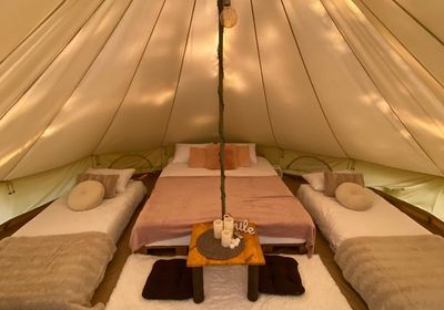 gallery-image-desktop/Equestrian Glamping/2