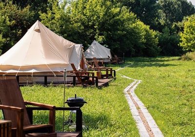 gallery-image-phone/Equestrian Glamping/5