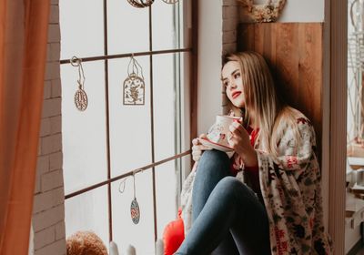 gallery-image-desktop/Family Studio/0