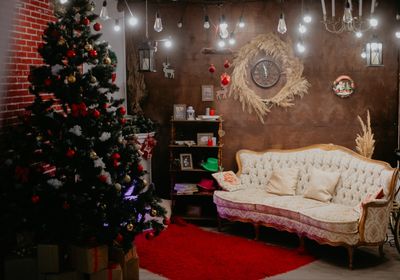 gallery-image-desktop/Family Studio/1