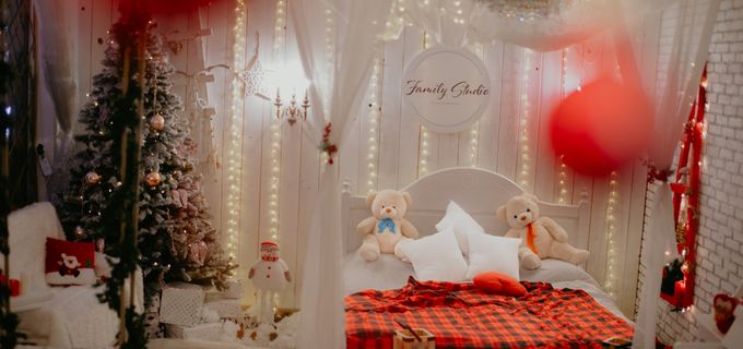 gallery-image-phone/Family Studio/1