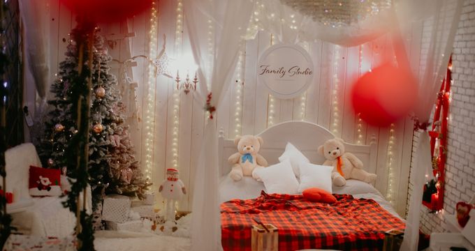 gallery-image-desktop/Family Studio/1