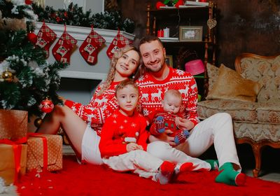 gallery-image-desktop/Family Studio/2