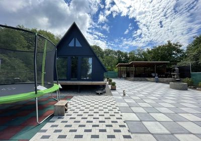 gallery-image-phone/BlackHouse Costești/9