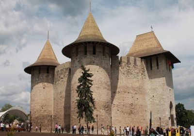 gallery-image-desktop/Cetatea Soroca/0