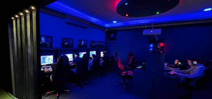 gallery-image-phone/PUBG PC & PlayStation Club (Botanica)/4