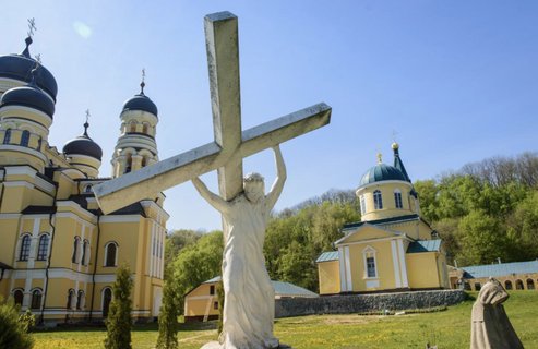 gallery-image-phone/Mănăstirea Hîncu ,,Sfînta Cuvioasa Parascheva”/4
