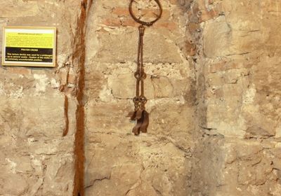 gallery-image-desktop/Muzeul Instrumentelor Torturii (Cetatea Tighina)/1