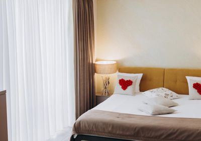gallery-image-desktop/Hotel - Vinăria Poiana/0